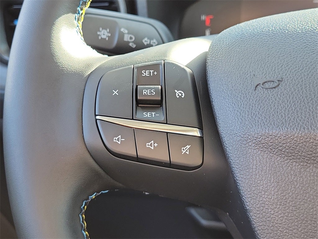 2025 Ford Maverick Lobo Standard