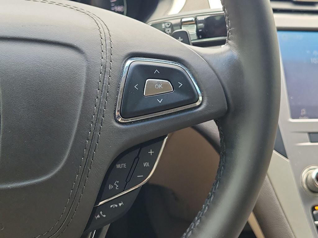 2020 Lincoln MKZ Standard
