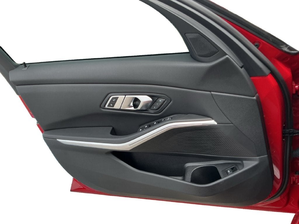 2023 BMW 3 Series 330i