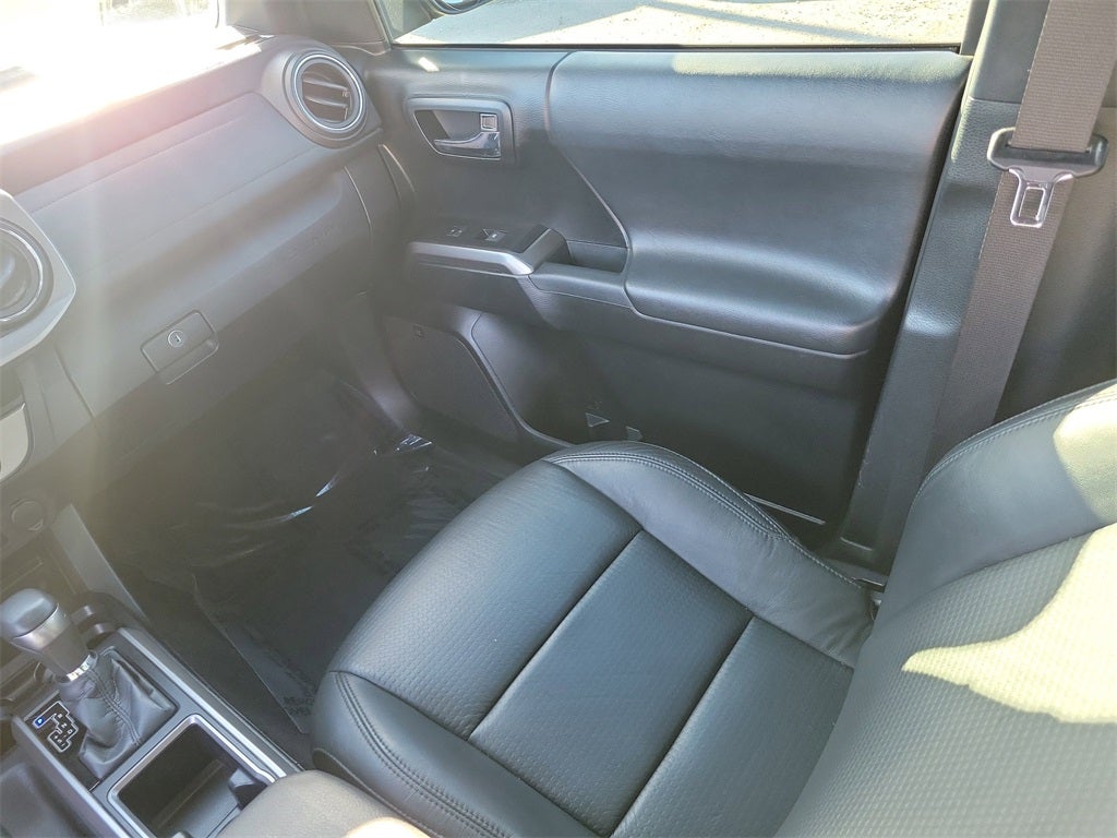 2021 Toyota Tacoma Limited V6