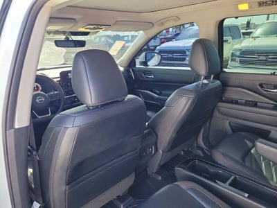 2023 Nissan Pathfinder Platinum