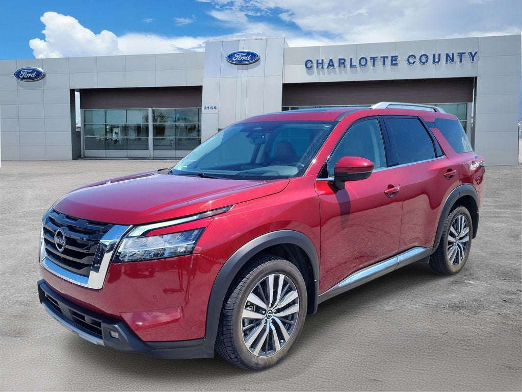 2022 Nissan Pathfinder Platinum