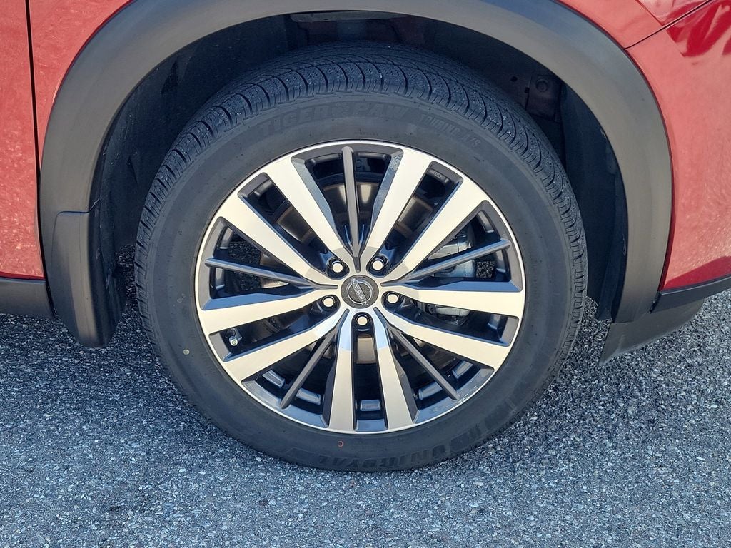 2022 Nissan Pathfinder Platinum