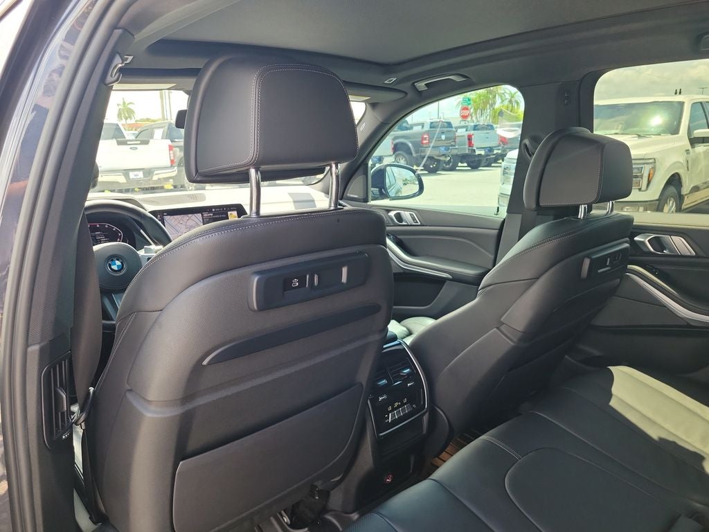 2020 BMW X5 M50i