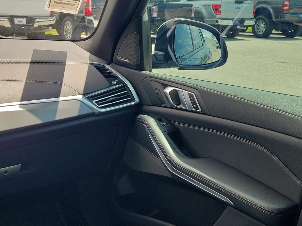 2020 BMW X5 M50i