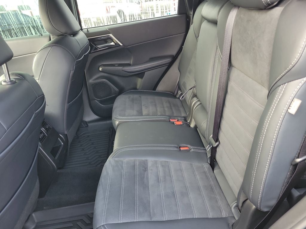 2024 Mitsubishi Outlander SE Black Edition