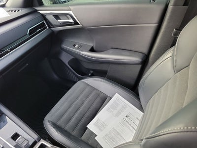 2024 Mitsubishi Outlander SE Black Edition