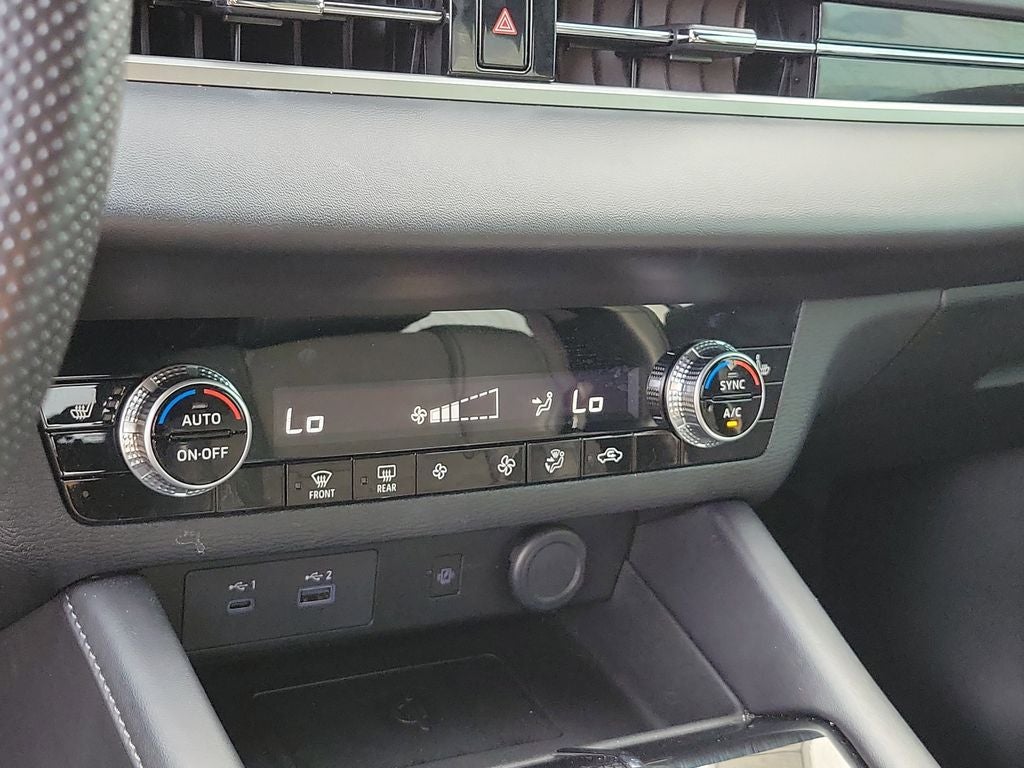 2024 Mitsubishi Outlander SE Black Edition