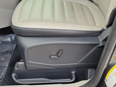 2023 Ford Transit Connect Titanium