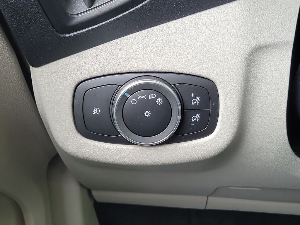 2023 Ford Transit Connect Titanium