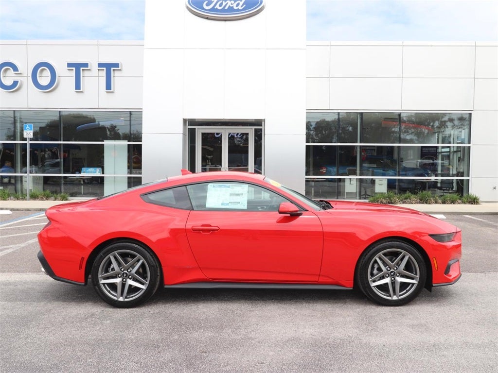 2025 Ford Mustang EcoBoost