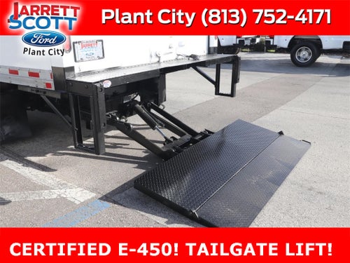 2022 Ford E-450SD Base