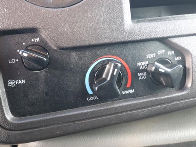 2022 Ford E-450SD Base