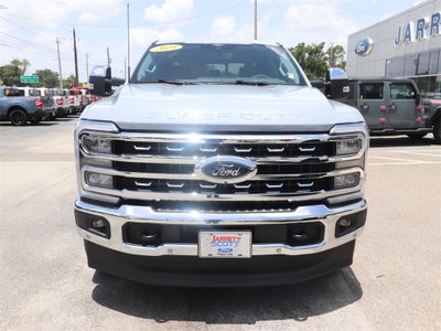 2025 Ford F-350SD Lariat