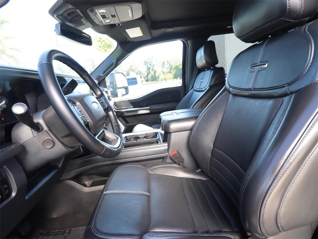 2025 Ford F-450SD Platinum DRW