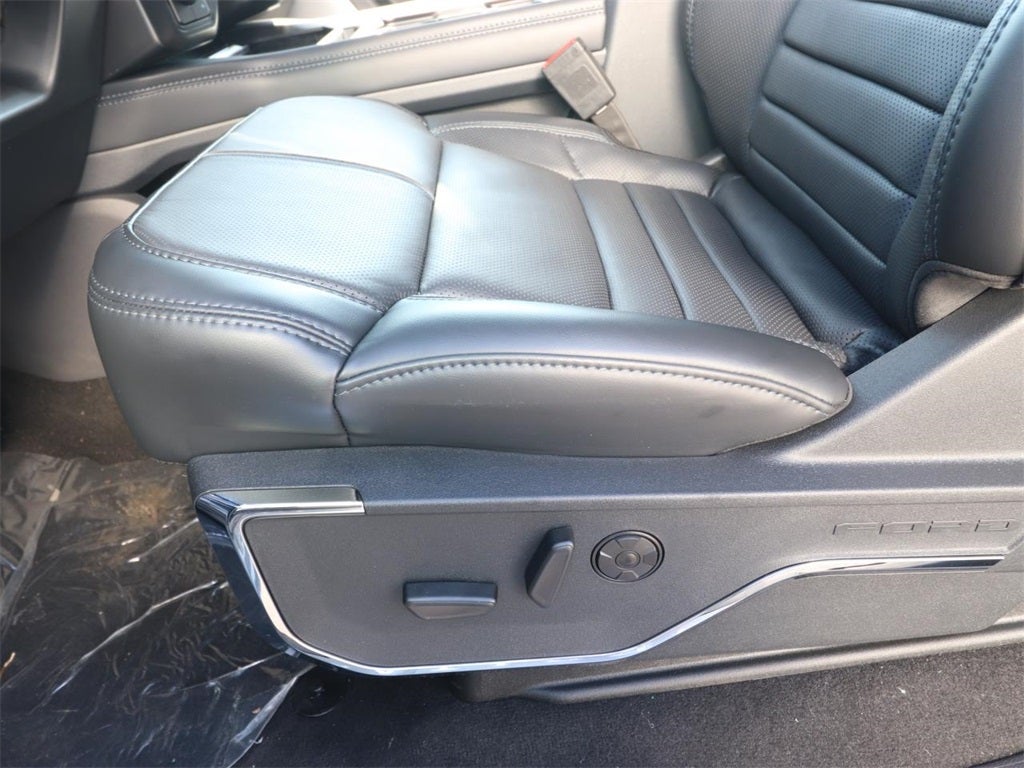 2026 Ford F-450SD Platinum DRW