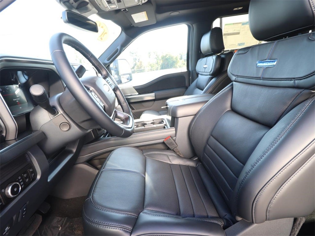 2026 Ford F-450SD Platinum DRW