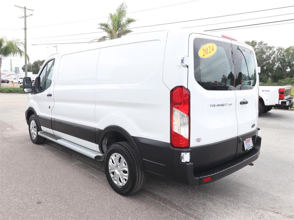2024 Ford Transit-250 Base