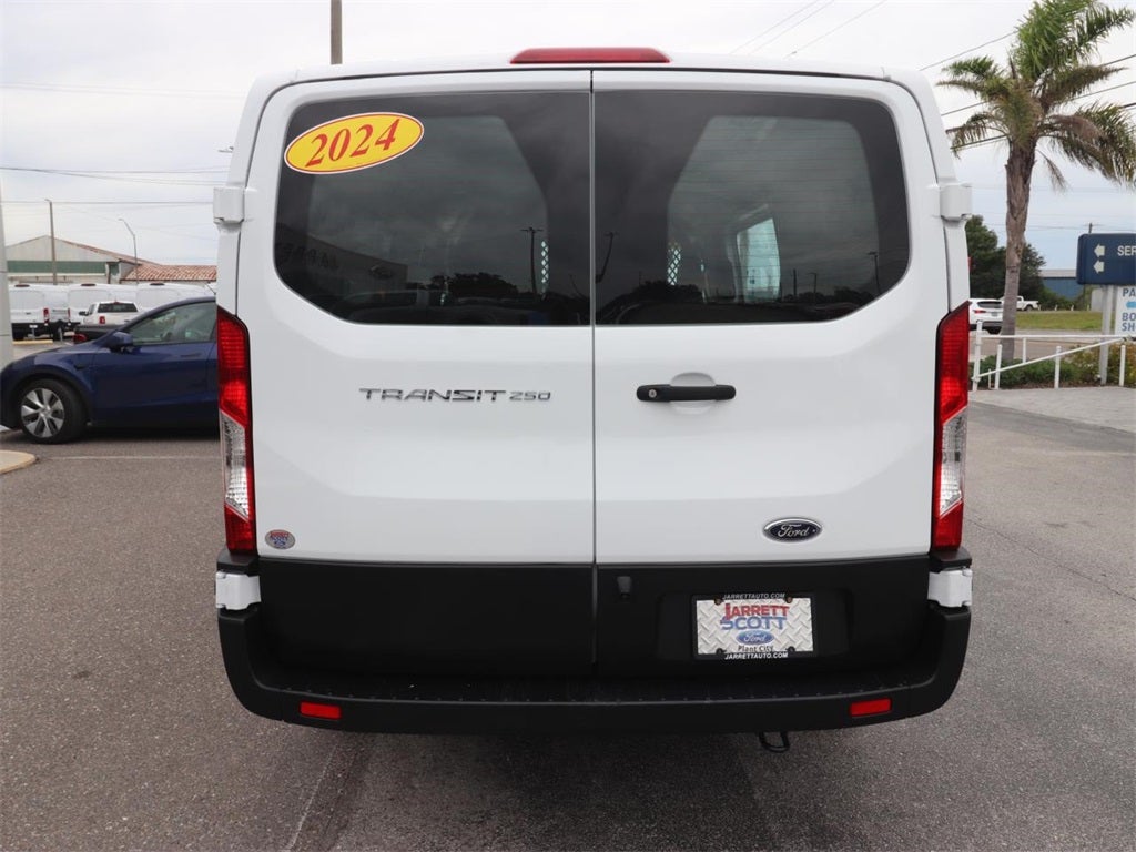 2024 Ford Transit-250 Base