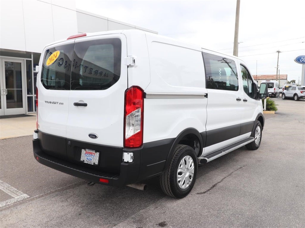 2024 Ford Transit-250 Base