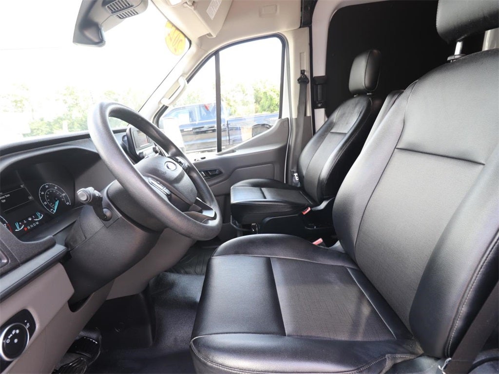 2022 Ford Transit-250 Base