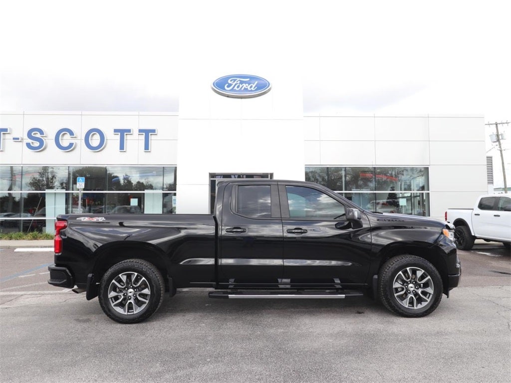 2025 Chevrolet Silverado 1500 RST