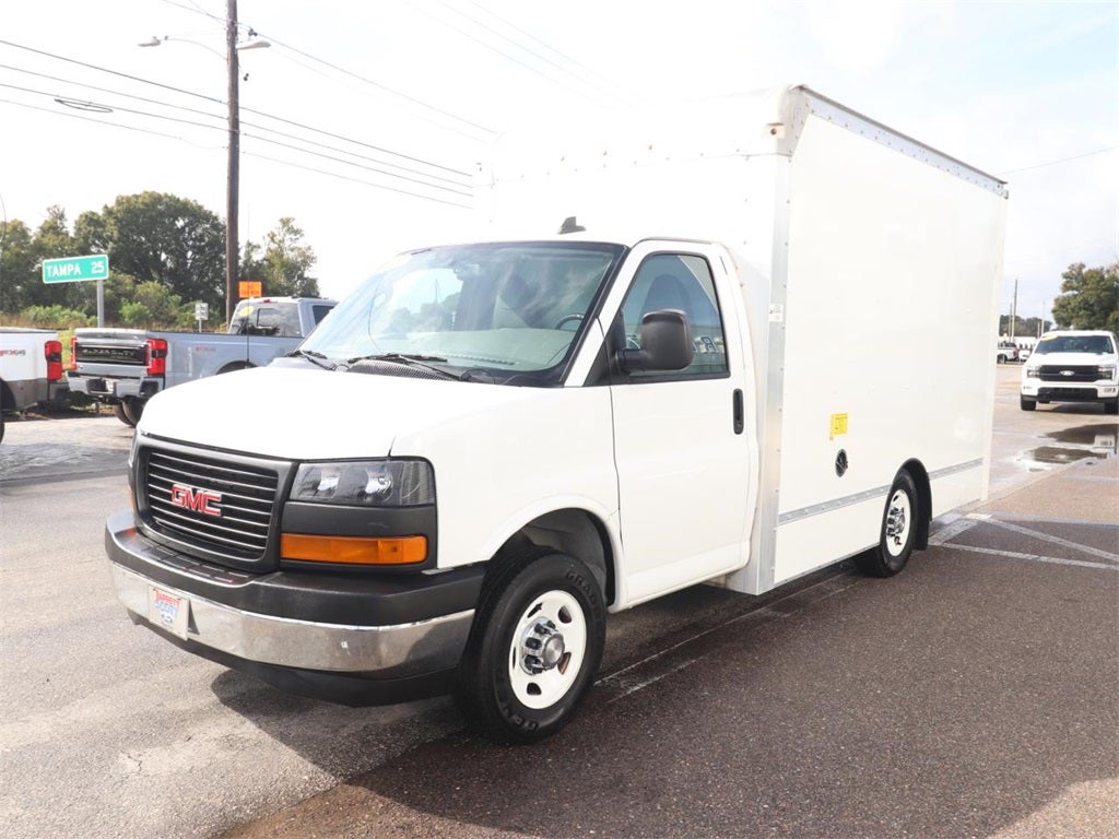 2022 GMC Savana 3500 Work Van