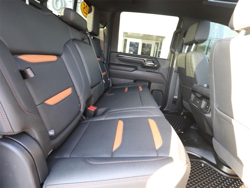 2025 GMC Sierra 3500HD AT4