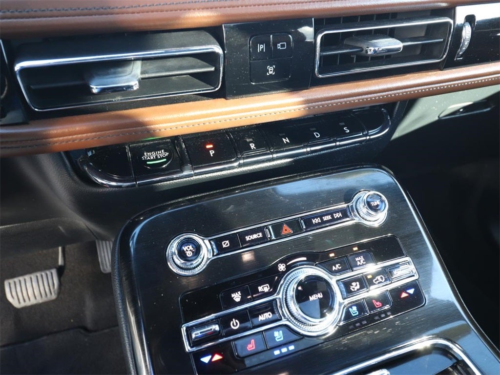 2021 Lincoln Nautilus Reserve