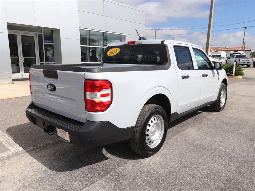 2025 Ford Maverick XL