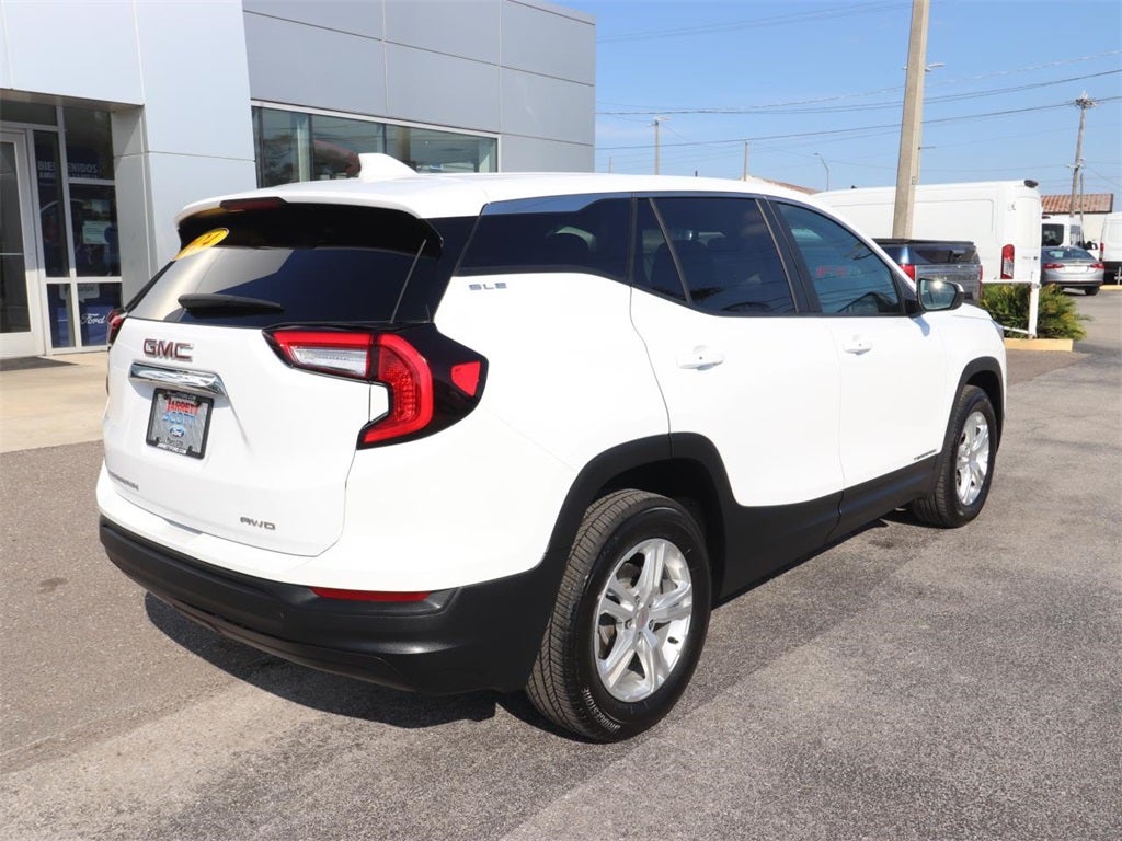 2024 GMC Terrain SLE