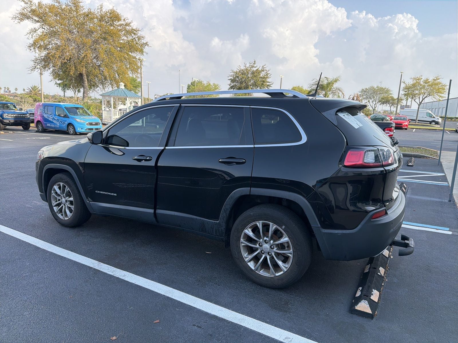 2021 Jeep Cherokee Latitude Lux