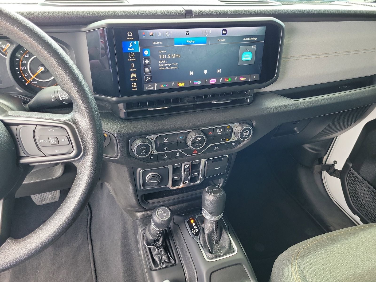 2025 Jeep Gladiator Nighthawk