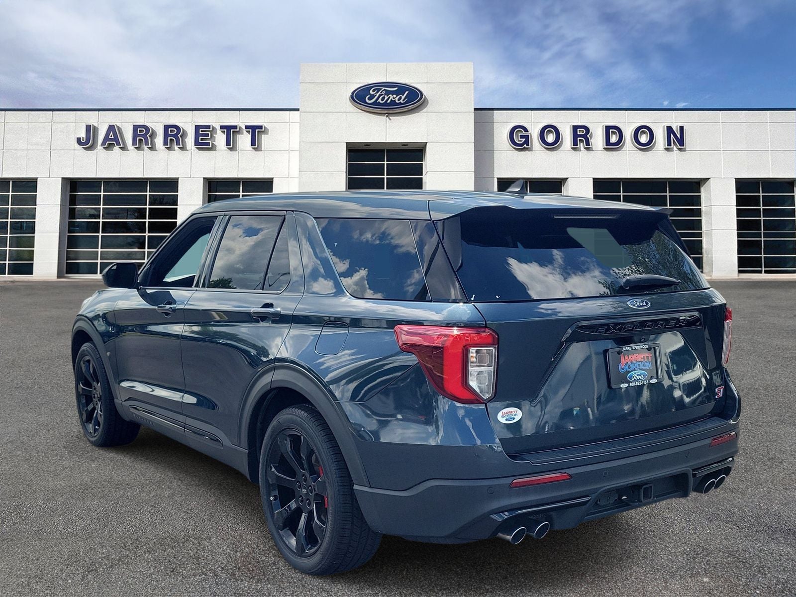 2022 Ford Explorer ST