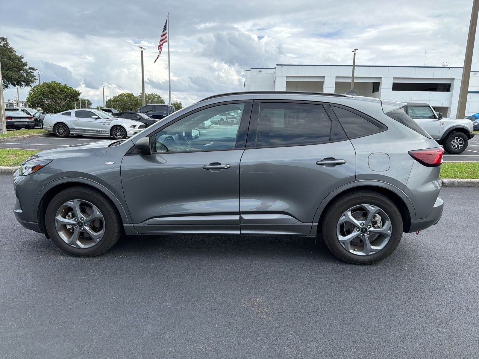 2023 Ford Escape ST-Line