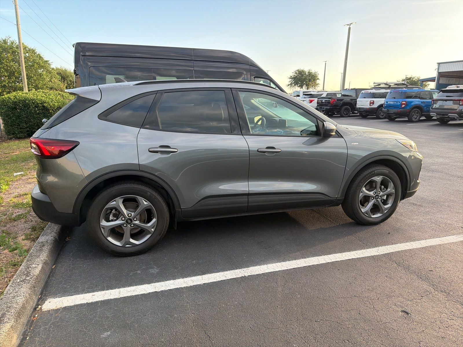 2025 Ford Escape Hybrid ST-Line Select