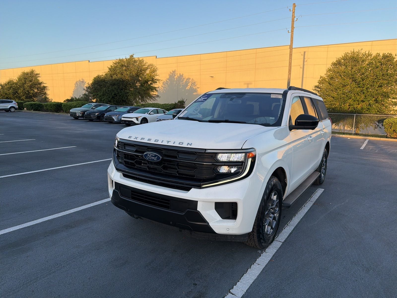 2025 Ford Expedition Max Active