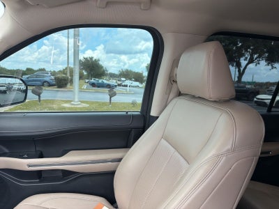 2022 Ford Expedition Max XLT