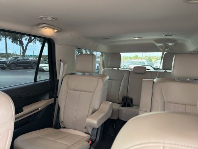2022 Ford Expedition Max XLT