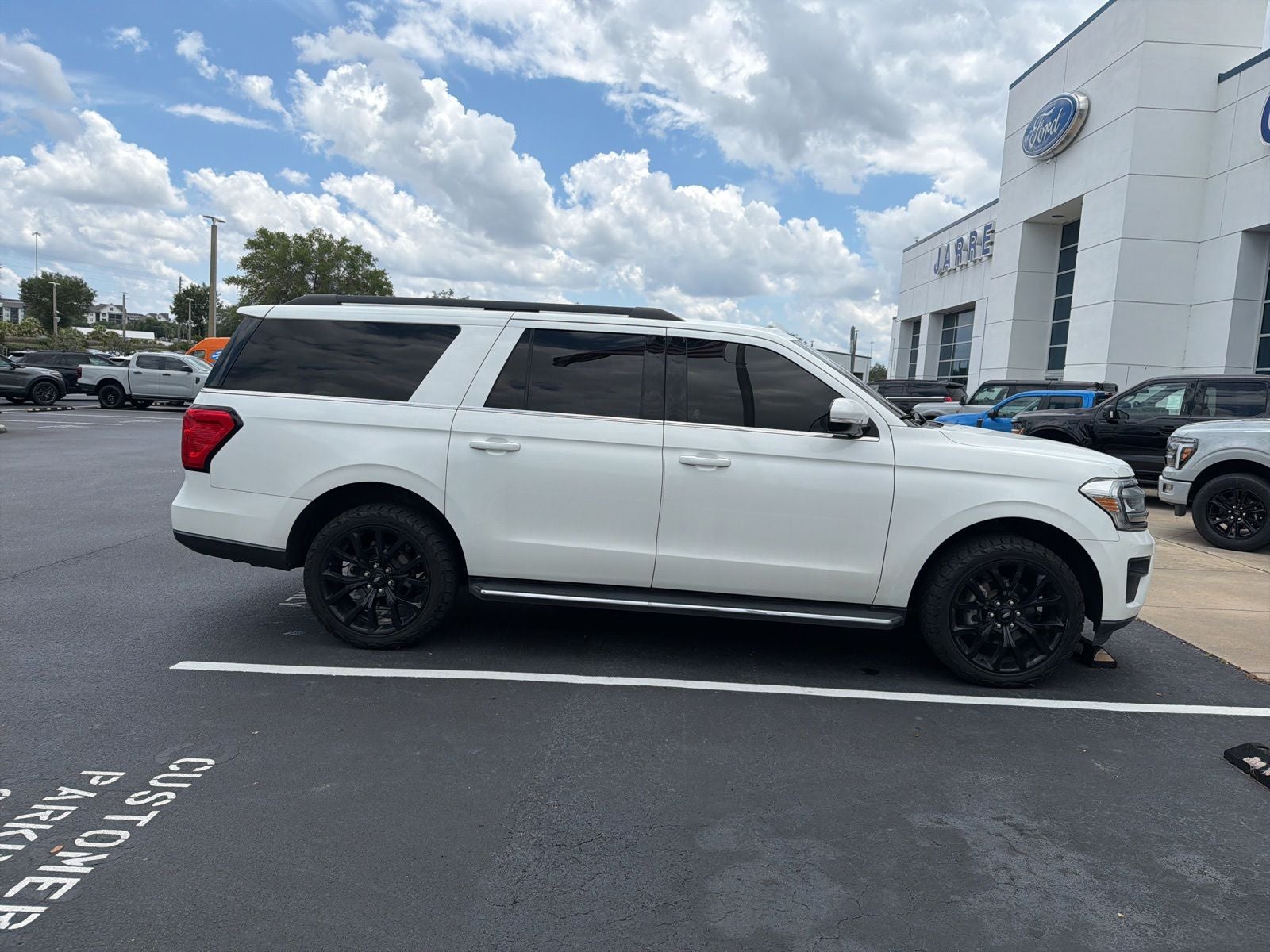 2022 Ford Expedition Max XLT