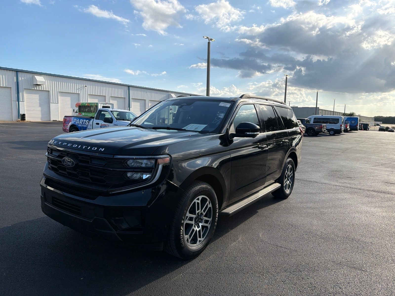 2025 Ford Expedition Active