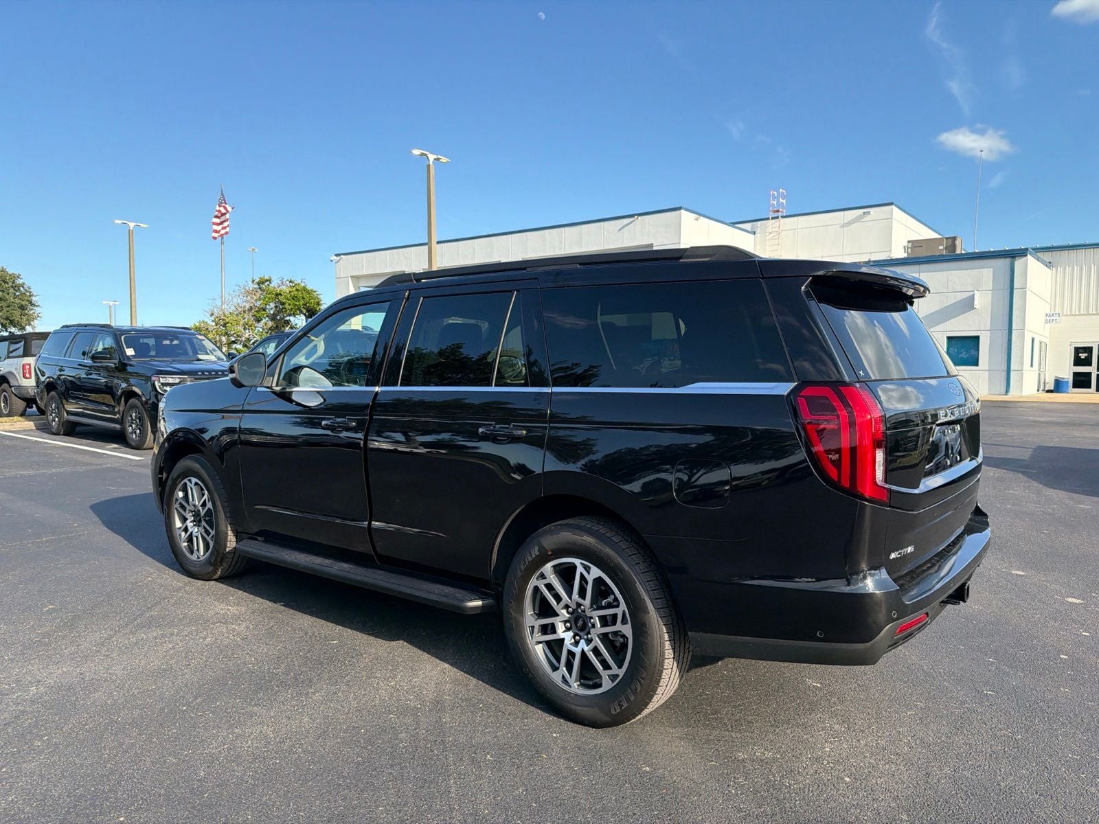 2025 Ford Expedition Active
