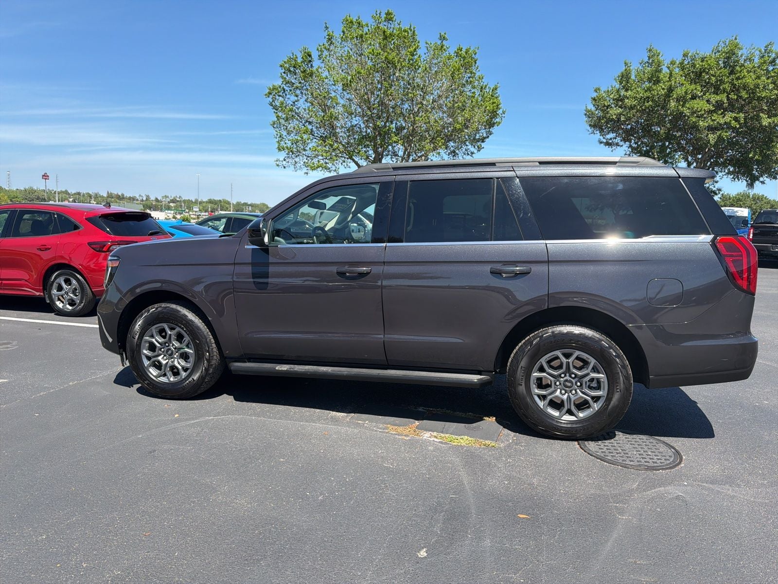 2025 Ford Expedition Active