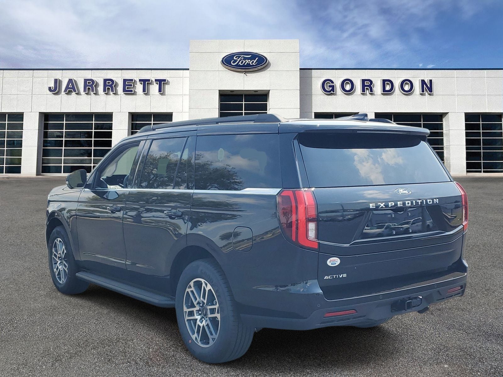 2026 Ford Expedition Active