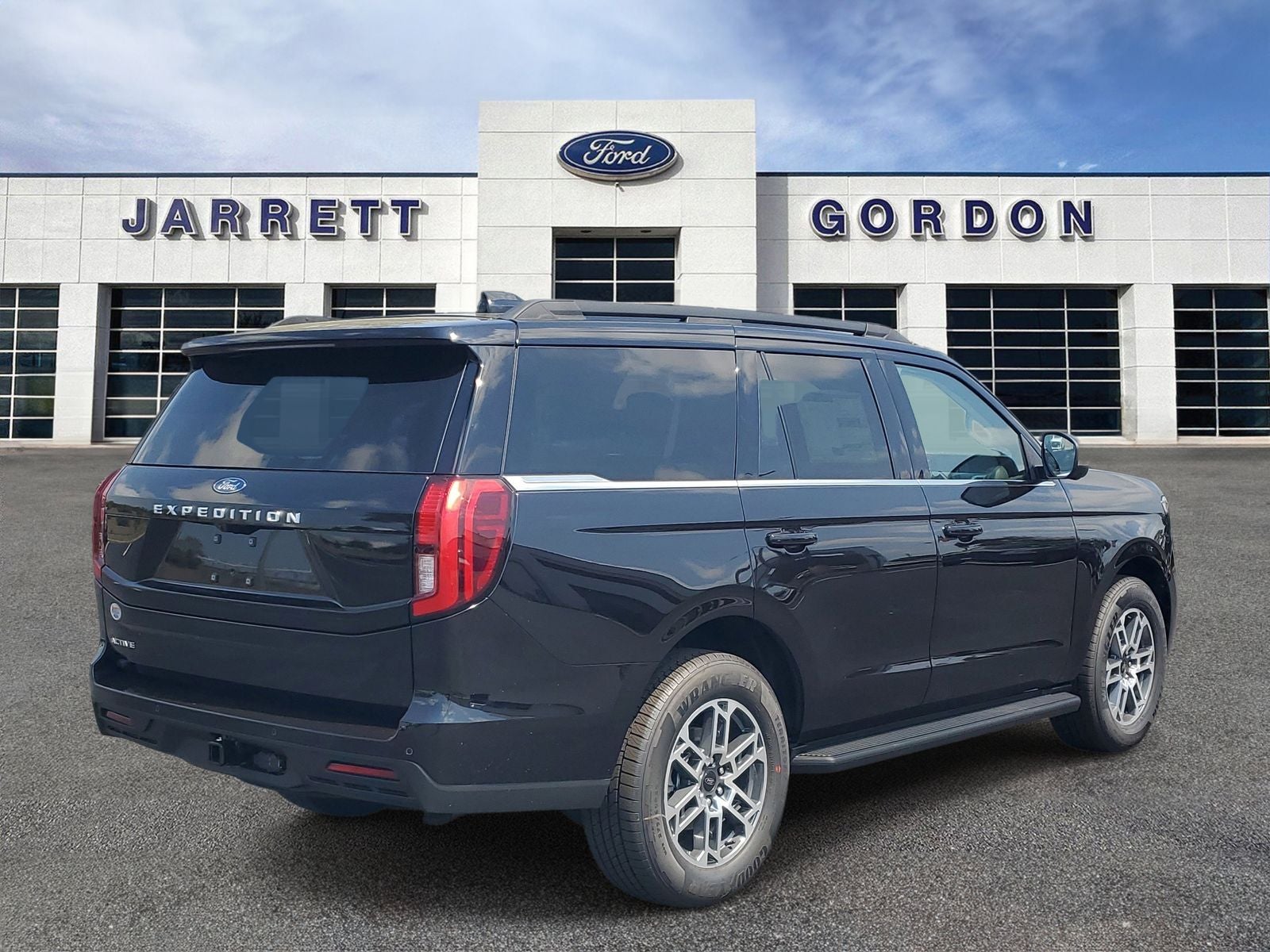 2026 Ford Expedition Active