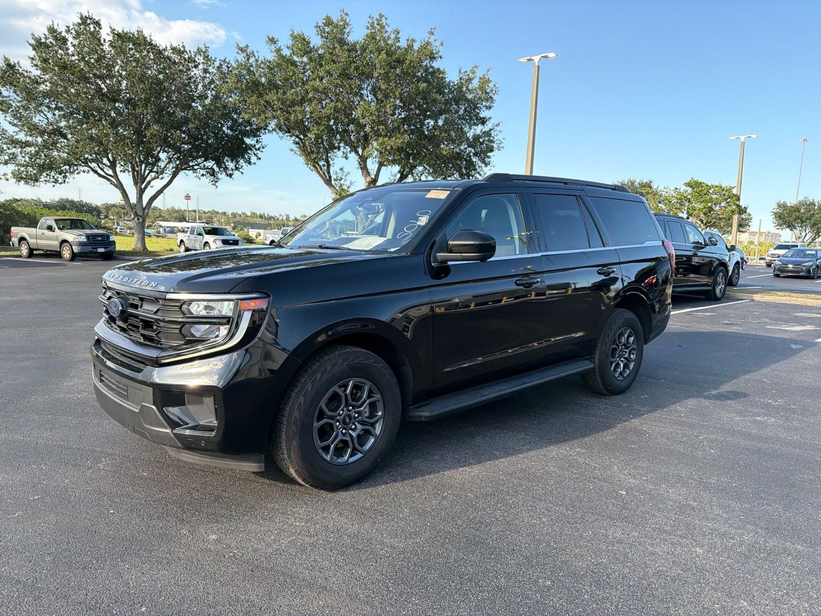 2025 Ford Expedition Active