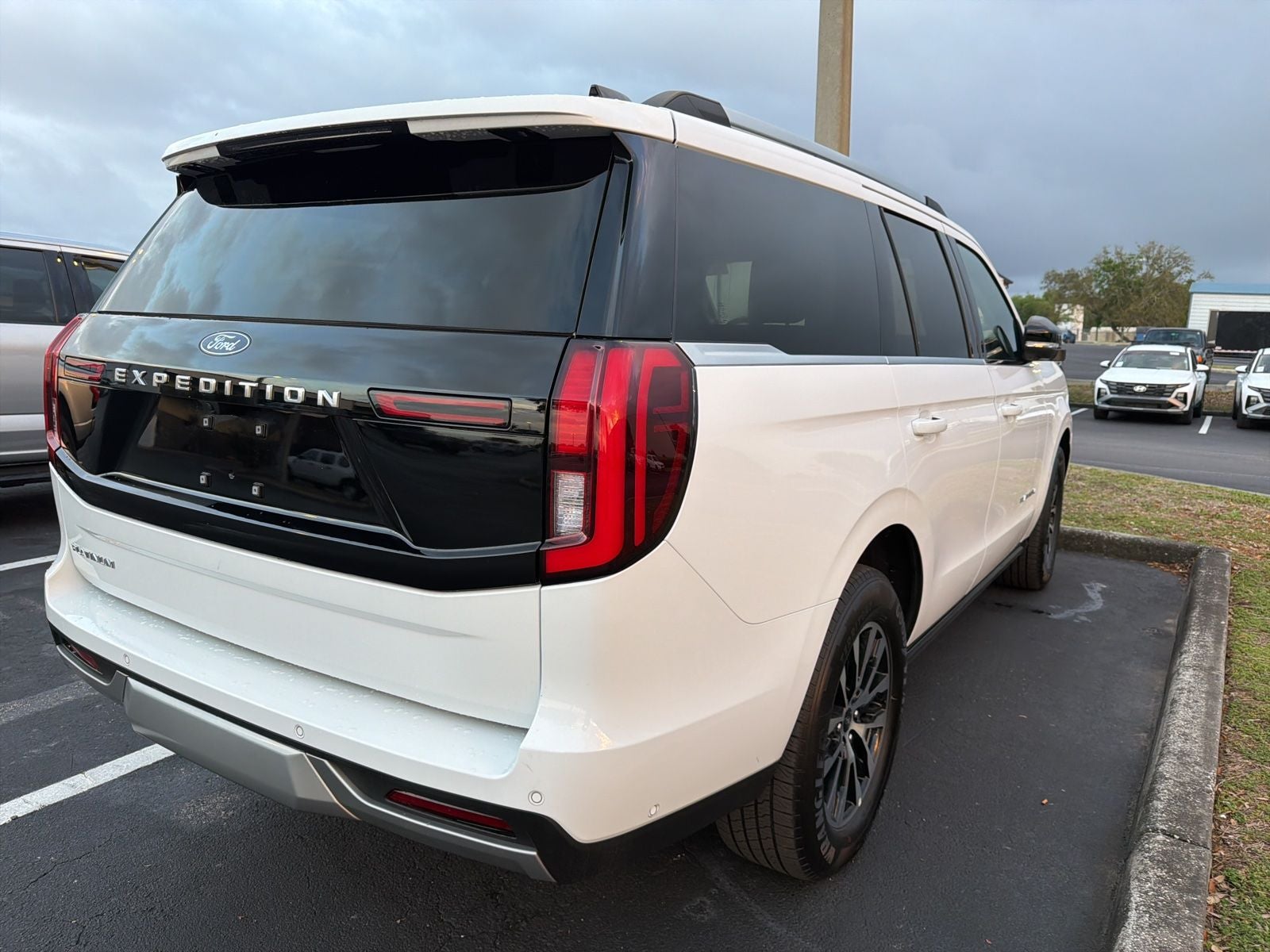 2025 Ford Expedition Platinum