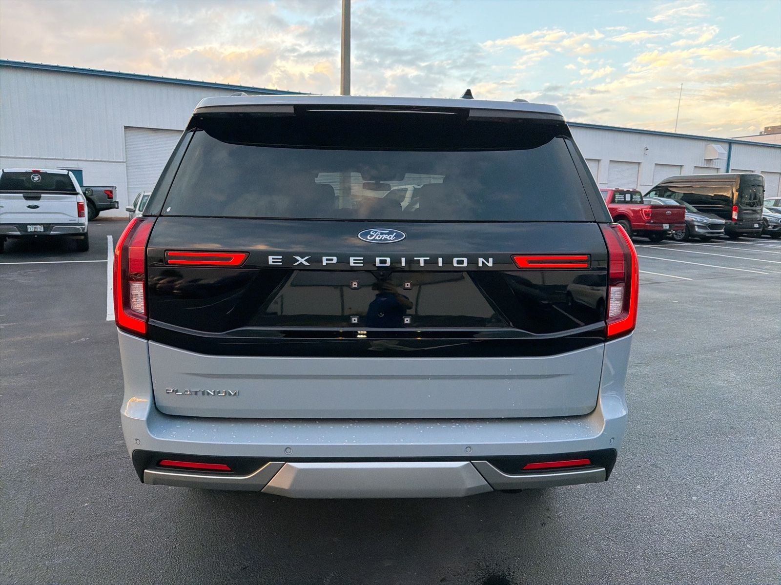 2025 Ford Expedition Platinum