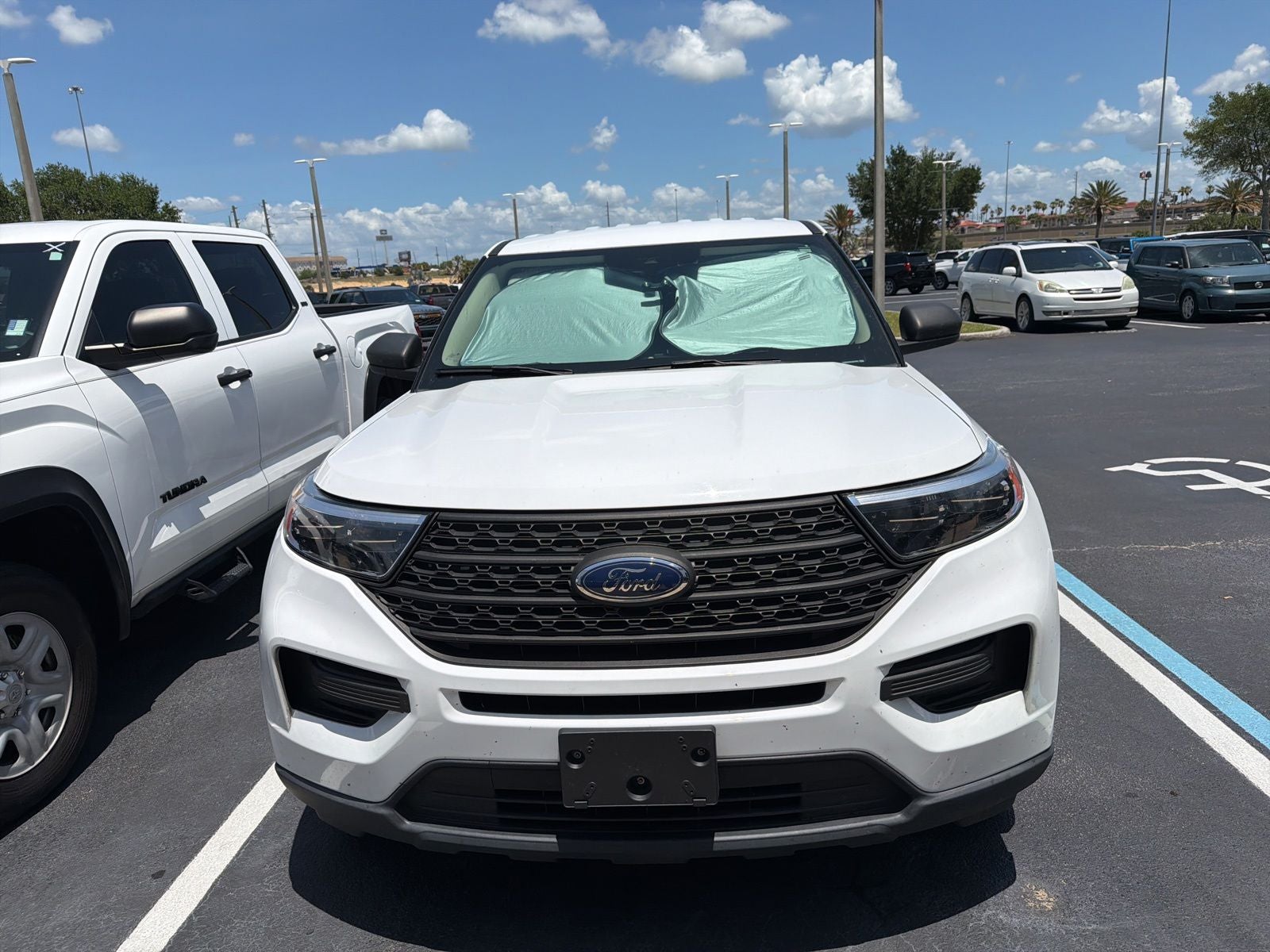 2020 Ford Explorer Base