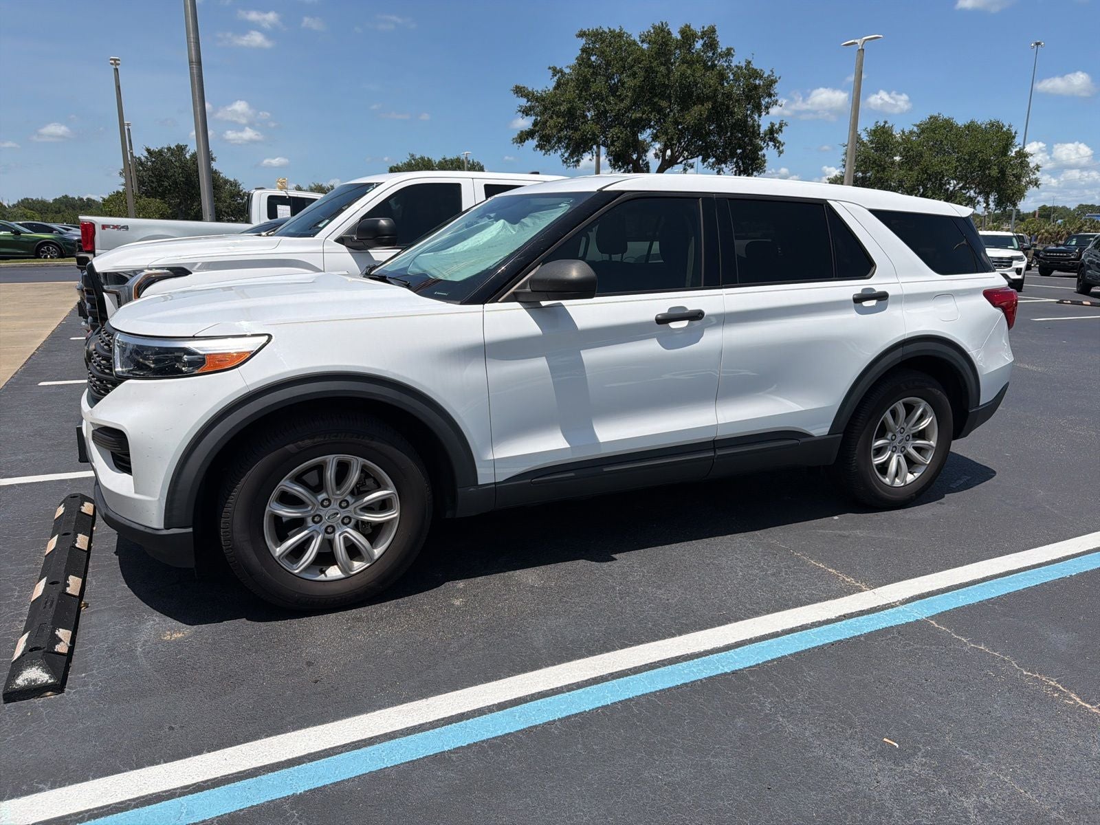 2020 Ford Explorer Base